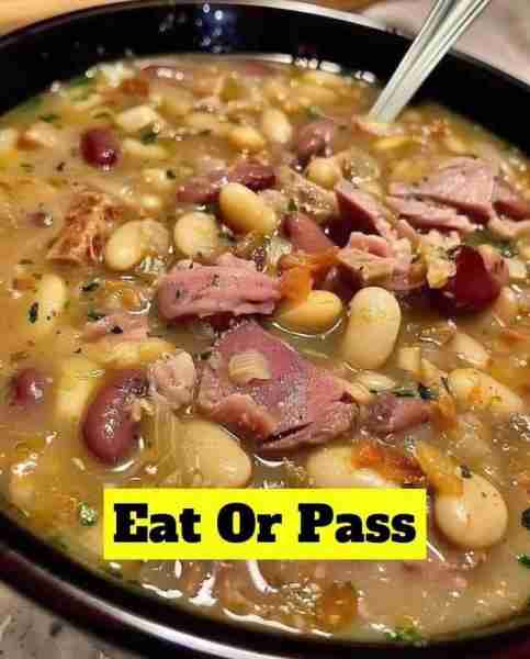 Hearty Navy Bean and Ham Hock Soup Ingredients: 1 large onion, chopped 2 celery stalks, chopped 2 cl...