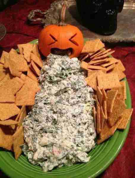 Great display for gameday or get togetherd for any dip and chips or crackers. Very appetizing.😂😂 I...