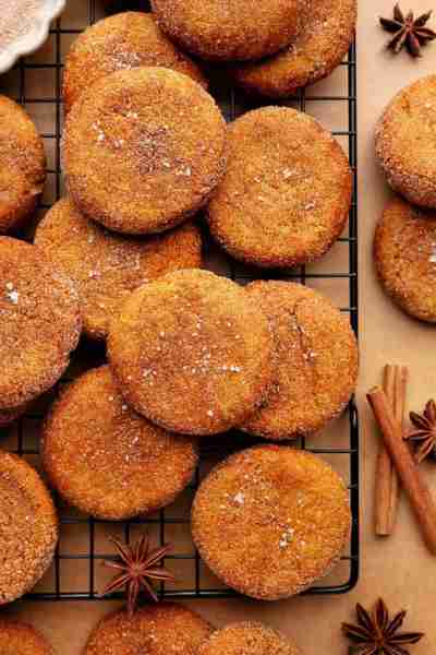 🎃 Pumpkin Snickerdoodle Cookies 🎃 RECIPE: https://whatsinthepan.com/pumpkin-snickerdoodle-cookies/