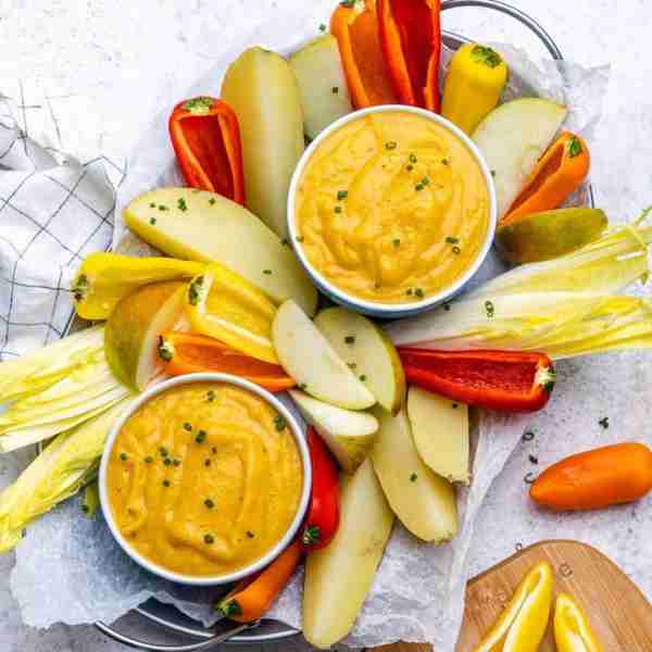 Slow down on Sundays and enjoy our Autumn Veggie Dip (Dairy-Free) recipe! 🍂🍁🍃 This is a creative...
