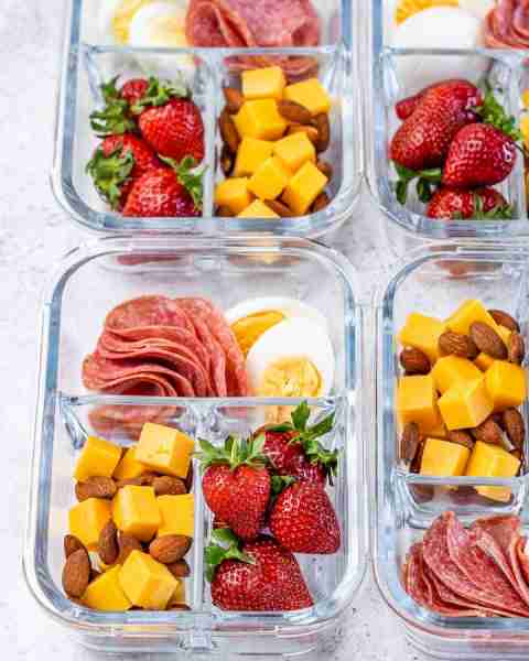 Check out this CFC idea: Bistro Lunch or Snack Boxes! <3 Tuck your little snack packs in a small co...