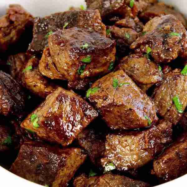 Omg 😱 Don’t lose This 🥰 Steak Bites with Garlic Butter Ingredients : °½ cup soy sauce °⅓ cup olive...