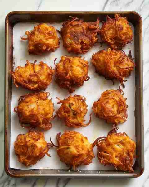 My Amish friend brought these guys to a recent potluck and everyone drooled over them!. Full recipe...