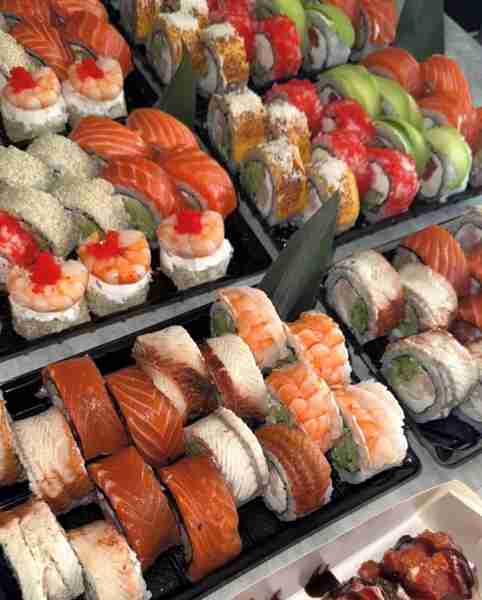 Sushi rolls plate 🍱🍱
