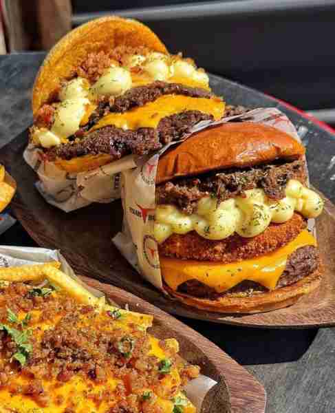 Burgers time 😋🍔🍔