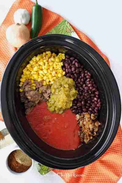 Crockpot Black Bean Chili Recipe Ingredients 1½ pounds ground beef 1 teaspoon butter or olive oil 1...
