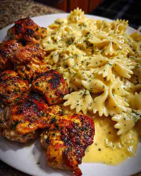 Creamy Cajun Chicken Bowtie Pasta with Garlic Mozzarella Sauce Ingredients: 1 pound boneless, skinle...