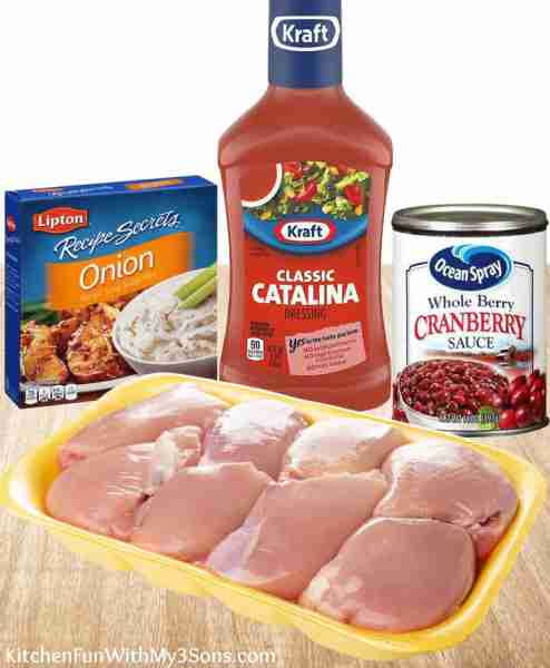 Full Recipe 👇 EASY CRANBERRY CHICKEN - this is Heavenly! 😋 The ingredients might sound weird, but...