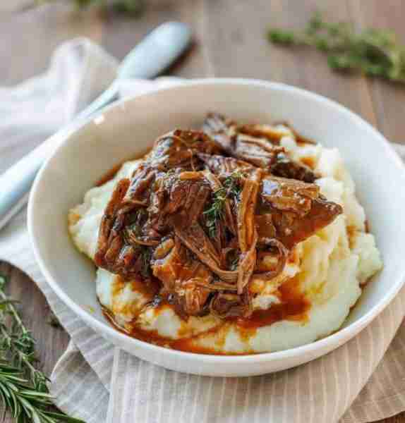 The Perfect Classic Pot Roast That Melts in Your Mouth Recipe in First C.o.ʍ.m.е.ո.τ