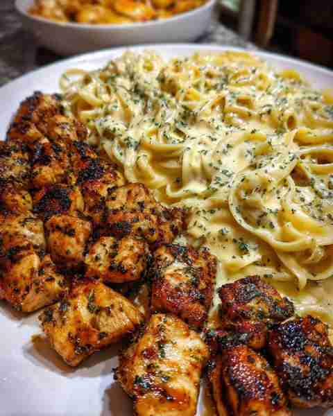 Cajun Chicken Linguine with Cheesy Garlic Alfredo and Parmesan Sauce Ingredients: 12 oz linguine pas...