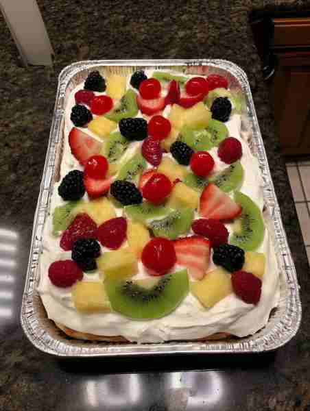 Keto Fruit Pizza Ingredients Crust: 2 cups almond flour ¼ cup coconut flour ½ cup butter (softened)...