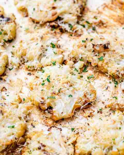 Our Smashed Roasted Cauliflower is outrageously easy and irresistibly crispy! SO GOOD! 😍