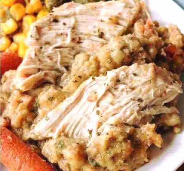 Crock-Pot Chicken and Stuffing Ingredients 1 lb skinless chicken breast half or thighs 1 (6 ounce) p...