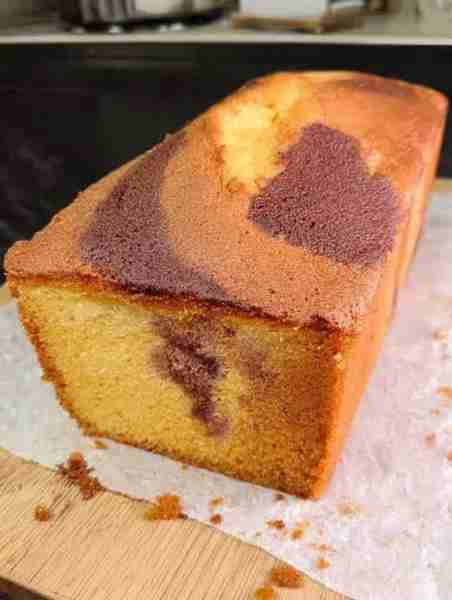 Keto Pound Cake (Loaf Cake) Ingredients 2 cups almond flour ¼ cup coconut flour 1 tsp baking powder...