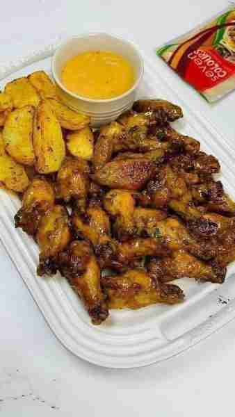 🍗 Delicious Chicken Wings by ZeeTheCook 🍗 **Ingredients:** - 16 chicken wings 🍗 - 2 tablespoons c...