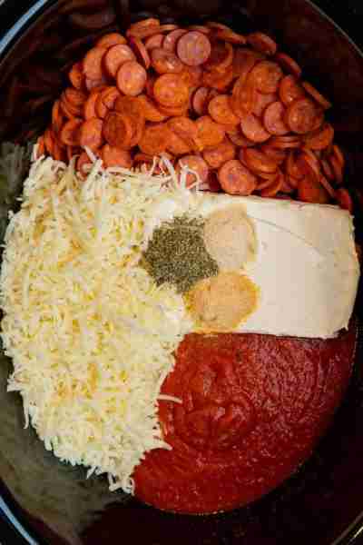 Best Crock Pot Pizza Dip Ingredients ▢8 oz cream cheese (softened) ▢2½ cups mozzarella cheese (shred...