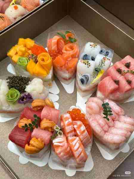 For Sushi lovers 😋