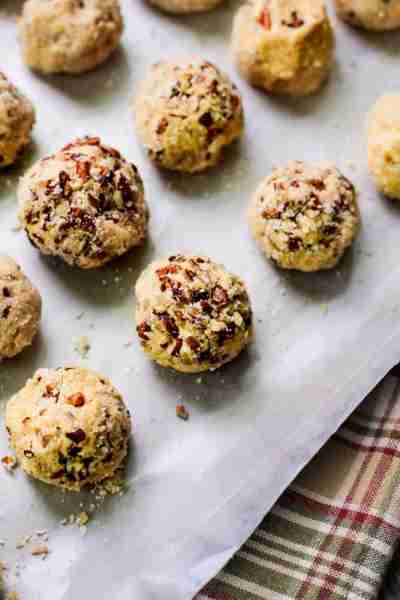 No oven needed — these Low Carb Pumpkin Cheesecake Fat Bombs are perfect for cozy afternoons https:/...