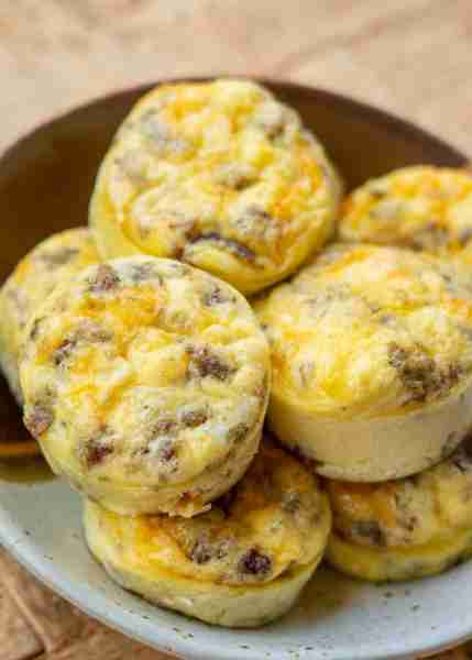 These five ingredient Sausage Cheese Keto Egg Muffins are less than 1 net carb each! They're great f...