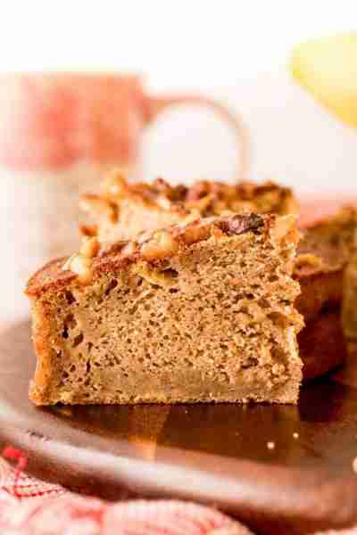 🍌 Looking for a fun twist on classic banana bread? Try this Air Fryer Banana Bread recipe! Made wit...