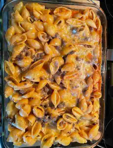 Cheeseburger casserole! 1 pound of ground beef 2 cans of tomato soup 3 cups of cheese (any will work...
