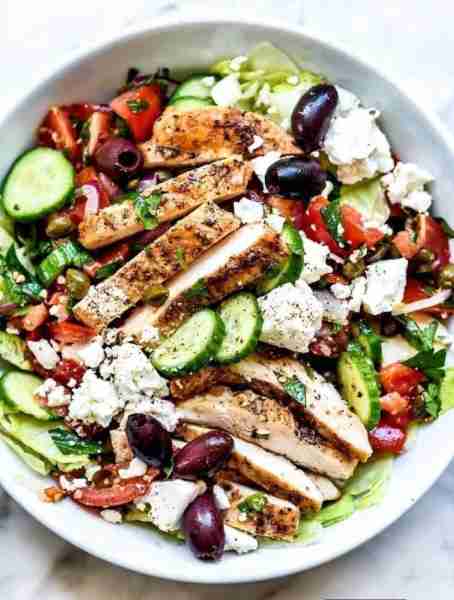 Greek Salad with Chicken This delicious Greek salad topped with Greek marinaded chicken is the best...