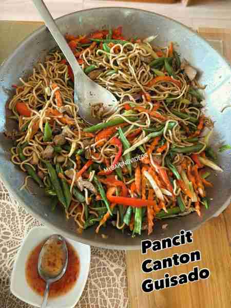 PANCIT CANTON Guisado Ingredients: • 450g sliced pork or Chicken strifes • 400g mixed pancit canton...