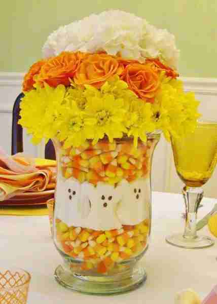LOVE this Centerpiece 🧡💛 Find this & Over 40 of the BEST Halloween Decorating Ideas! 👇