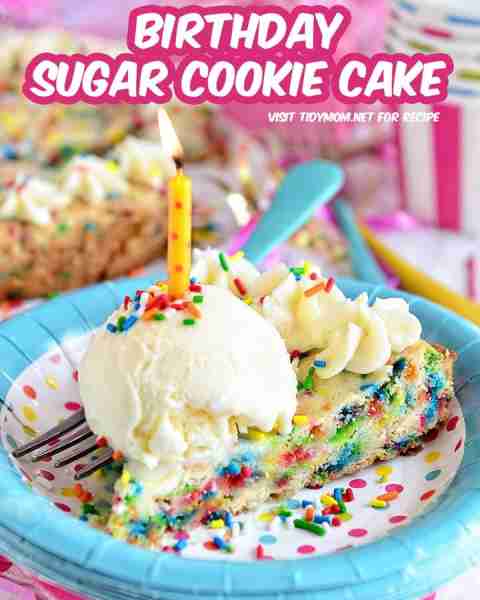 ⭐PRINT RECIPE: http://tidymom.net/birthday-sugar-cookie-cake/ celebrate with FUNFETTI SUGAR COOKIE...