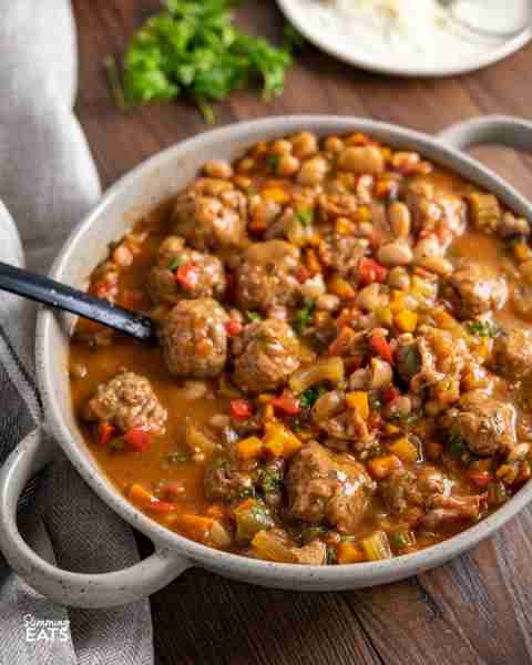 Chicken Meatball Cassoulet – a delicious and quick version of the ever so popular French white bean...