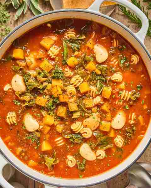 🍁🍂Autumn Minestrone Soup with Butternut Squash, Kale, creamy Butter Beans, Pasta , and whole bunch...