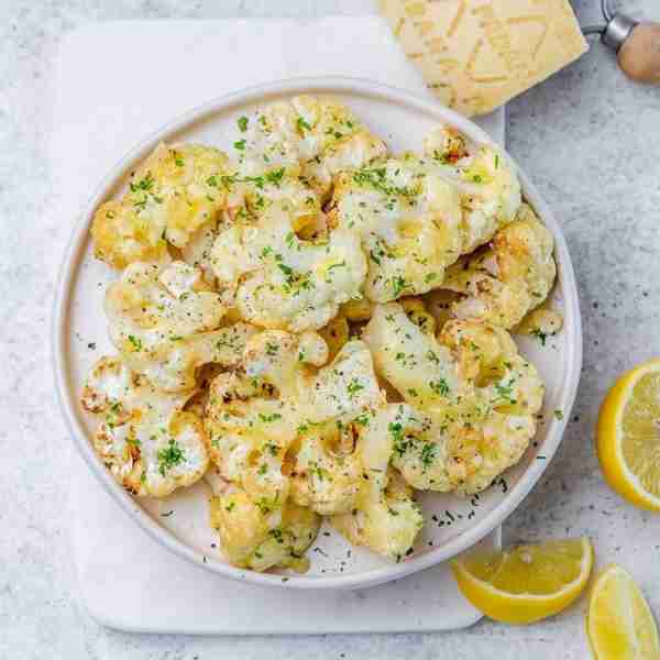 This Lemony Baked Cauliflower recipe just might be my FAVORITE cauliflower of all time!
