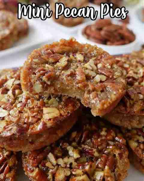 MINI PECAN PIES! 💖 Easy & Delicious Dessert that is perfect Anytime! RECIPE BELOW!💖