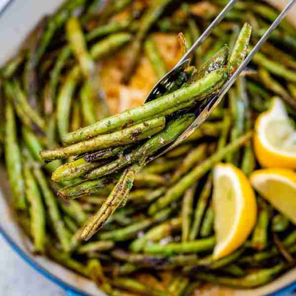 Pan-Seared + Seasoned Green Beans 🌱 Green Beans are one of my most favorite things to enjoy through...