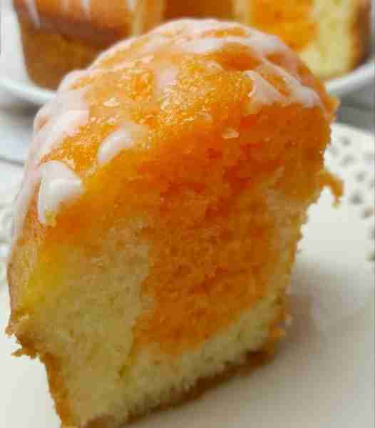 Orange Dreamsicle Bundt Cake Ingredients For the Orange Batter: 1 box orange cake mix (15.25 oz) 1 b...