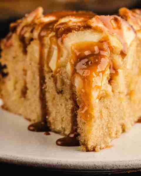 Have you ever tried a German Apple Cake?🍏🍎 RECIPE: https://juliasalbum.com/german-apple-cake/