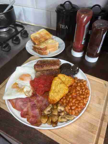 That’ll do we going red or brown by Liam E