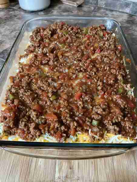 Keto Beef & Cheese Casserole Ingredients (6 servings) For the meat layer: 1 lb ground beef (or groun...