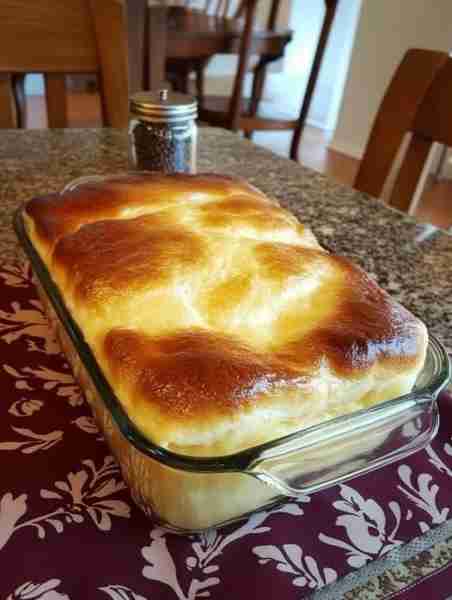 8 eggs, block of cream cheese, 4 tsp of butter and splash of vanilla. Cream everything together and...