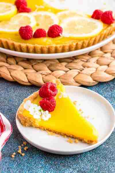 🍋✨ Get ready to tantalize your taste buds with this mouthwatering Lemon Tart! 🤤🥧 🌟RECIPE IN COM...