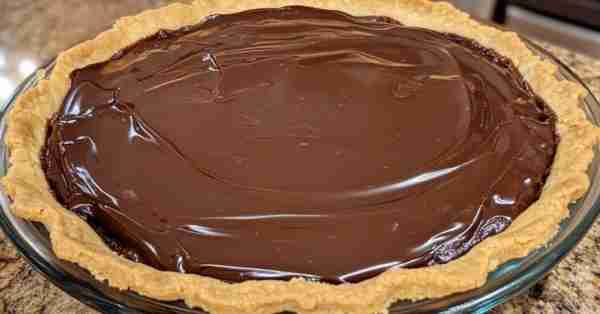 Old-Fashioned Chocolate Pie Homemade Pie Crust Recipe Yields: 2 pie crusts Ingredients: 2 cups all-...