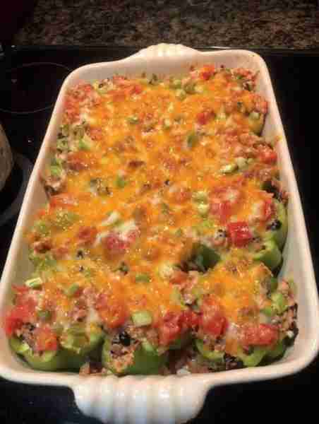 Keto Stuffed Pepper Casserole Ingredients 1 lb ground beef (or ground turkey/chicken) 3–4 bell peppe...