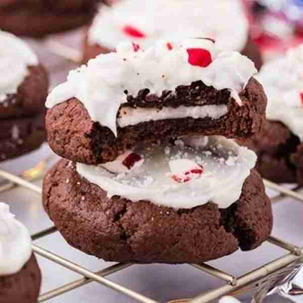 York Peppermint Patty Cookies! ❤️ These are a holiday cookie tray must! ❤️ RECIPE BELOW!