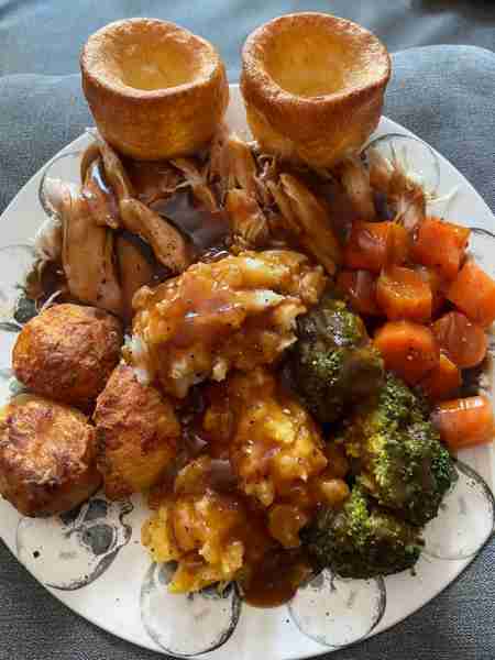 Chicken dinner and football be nice nearly killed me making it 🥵🤣 #fblifestyle