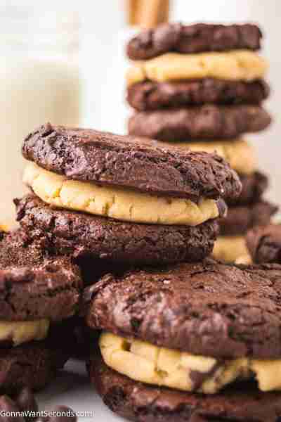 BUCKEYE COOKIES! 🤎 Indulge in brownie cookies with cookie dough filling. This fun dessert is rich,...