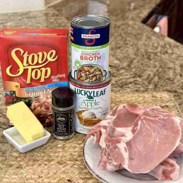 Slow Cooker Pork Chops with Apples Ingredients 2 1/4-2 1/2 pounds pork center loin and rib chops bon...