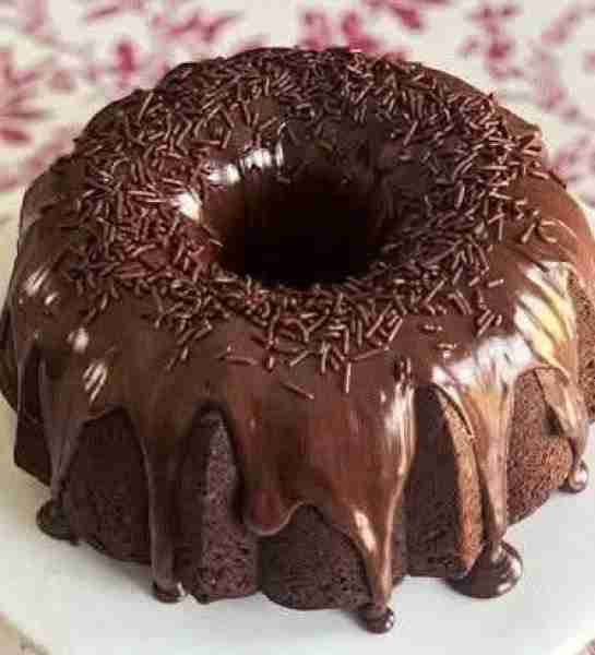 😋💕 Brownie Bundt Cake 😋💕 Ingredients: For the Cake: 1 cup (225g) unsalted butter 1½ cups (270g)...