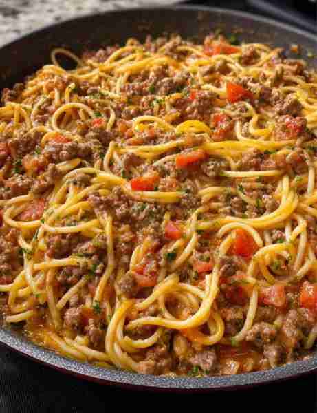 Cheesy Taco Spaghetti Ingredients: 12 oz spaghetti 1 lb ground beef 1 packet taco seasoning 1 cup...
