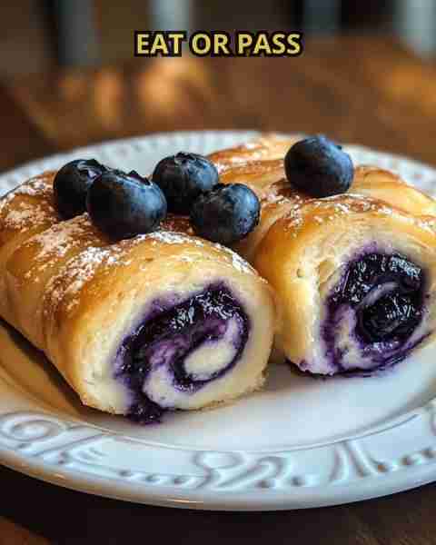 5-Ingredient Blueberry Cheesecake Rolls Ingredients: Crescent roll dough Fresh blueberries (or froze...