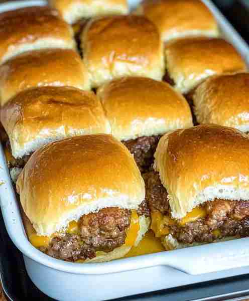 My hubby took one bite, and immediately downed 2 more!. Full recipe 👇 💬